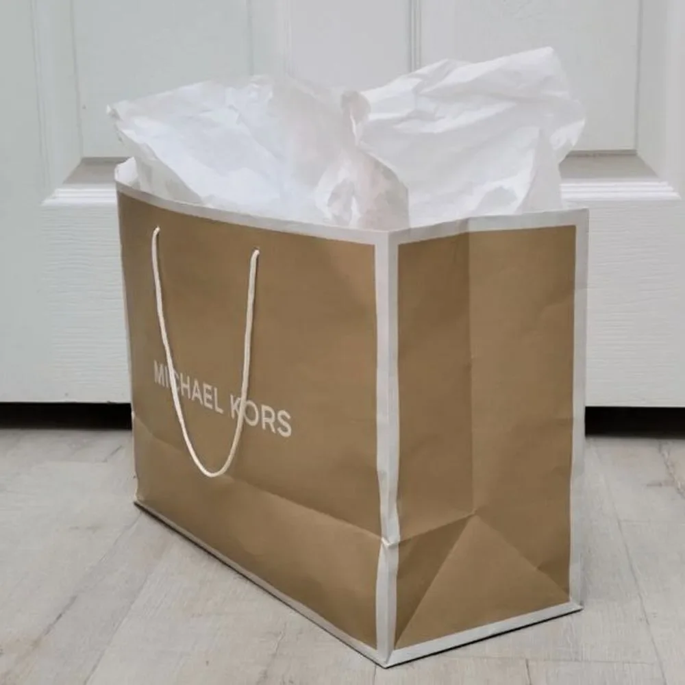 MICHAEL KORS Empty Paper Beige Shopping Gift Bag Rope Handles with Tissues